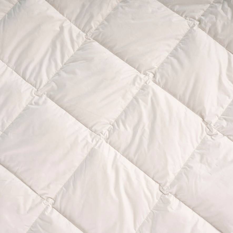 Downa 70 Light Kaz Tüyü Yorgan 155x215 cm - 